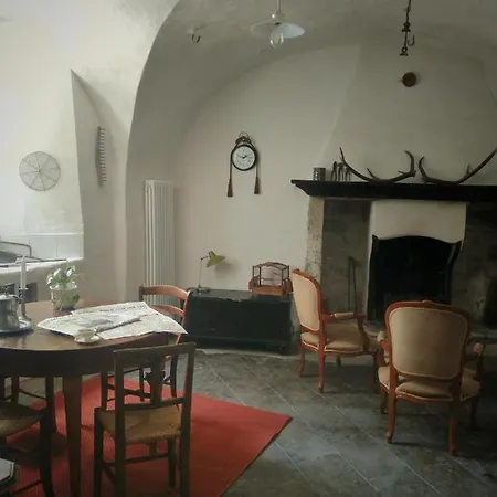 Ca' Brue' Antica Casa Di Paese Restaurata In Bioedilizia Dom wakacyjny *